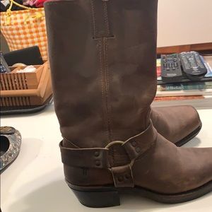 Frye women’s 12R harness boot 7.5